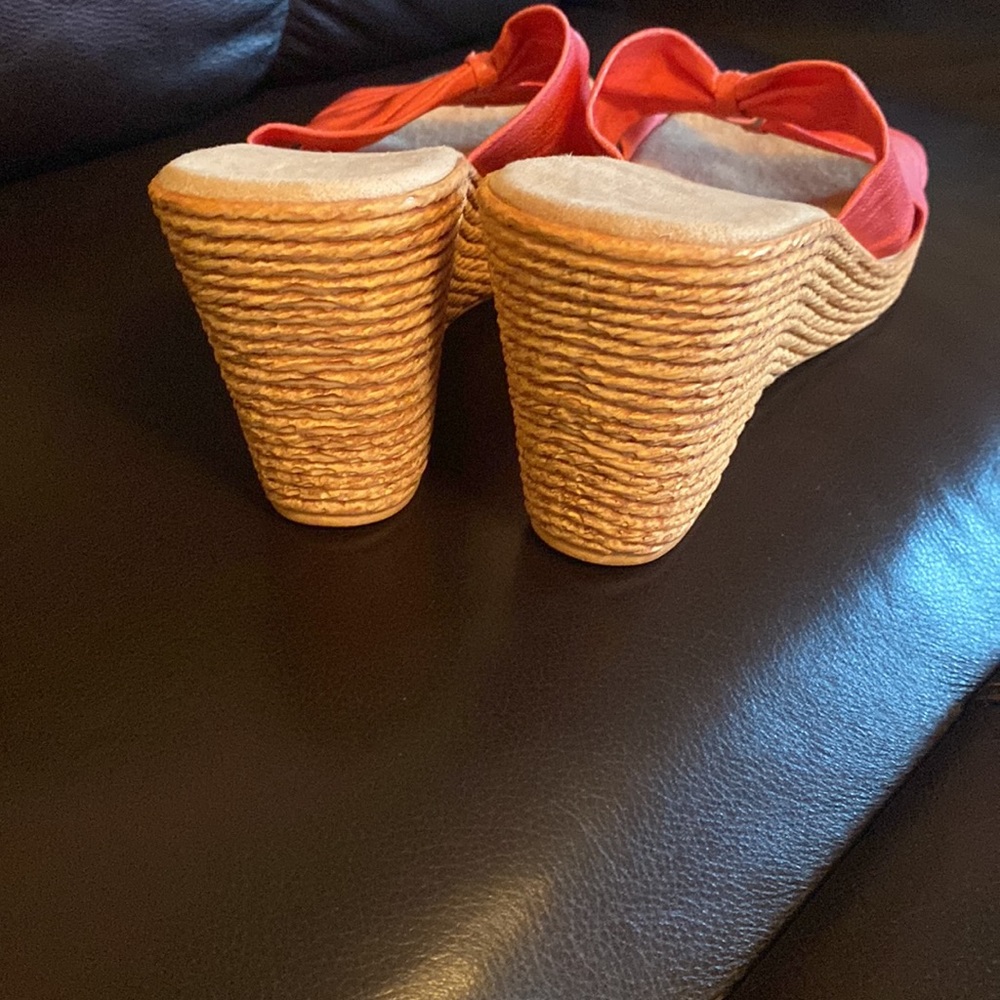 Shoes - Picture 5 of 8